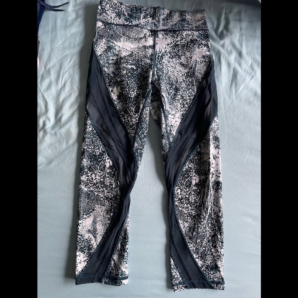 Lululemon Never Still Crop